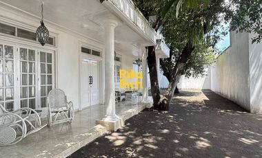 Rumah Megah Full Furnished dalam Njeron Benteng Kraton Yogyakarta tanahnya halaman luas