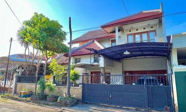 Jual cepat! Rumah Pondok Jati di jalan kembar perumahan