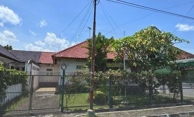 RUMAH MEWAH SATU LANTAI FULL FURNISHED STRATEGIS DI TENGAH KOTA JOGJA