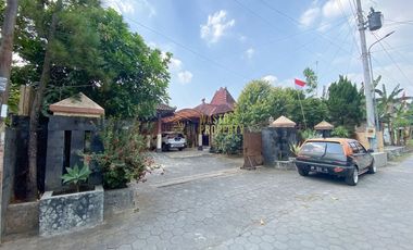 HOMESTAY 7 KAMAR TANAH LUAS, DEKAT STADION SULTAN AGUNG