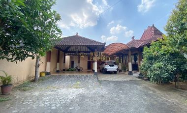 HOMESTAY 7 KAMAR TANAH LUAS, DEKAT STADION SULTAN AGUNG