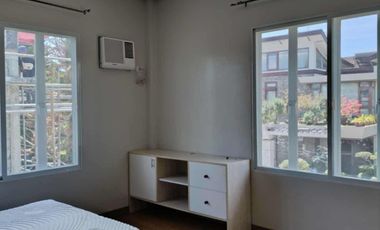 Modern Chic 4 Bedroom House