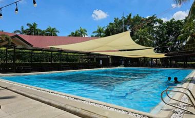 Modern Chic 4 Bedroom House