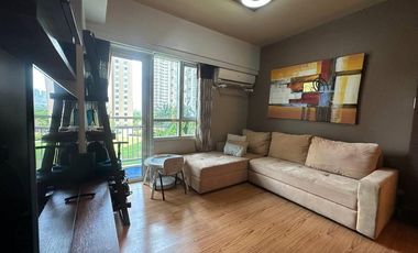 Furnished 1 Bedroom with Parking The Grove By Rockwell For Rent Condo Pasig