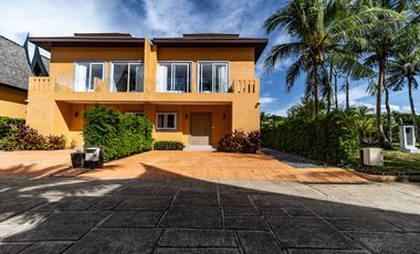 📢 Beautiful 4 Bedroom Pool Villa