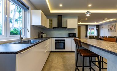 📢 Beautiful 4 Bedroom Pool Villa