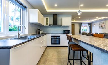 📢 Beautiful 4 Bedroom Pool Villa