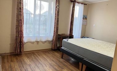 Hermosa casa de 4 dorm y 2 1/2 baños en Villa Montemar, Peñuelas. UF 5.500