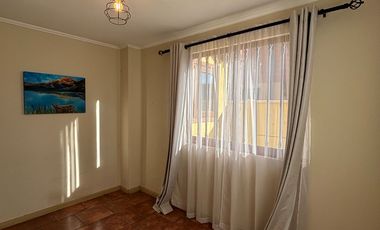 Se Arrienda Casa Full Equipada de 4 dormitorios 3 baños con A/C Terraza techada, Villa Alonso de Ercilla, camino a Las Mariposas, Chillán