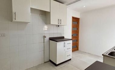 Se Arrienda Casa Full Equipada de 4 dormitorios 3 baños con A/C Terraza techada, Villa Alonso de Ercilla, camino a Las Mariposas, Chillán