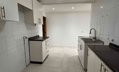 Se Arrienda Casa Full Equipada de 4 dormitorios 3 baños con A/C Terraza techada, Villa Alonso de Ercilla, camino a Las Mariposas, Chillán