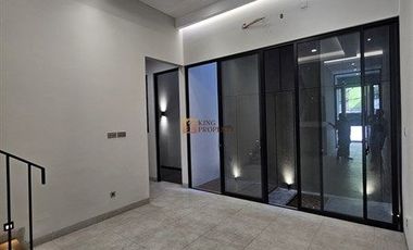 Minimalis Modern Jual Rumah 2,5 Lt Unfurnished Dengan 3 Kamar Tidur Strategis Dekat Pasar Grogol, Central Park Mall Rumah di Kavling Polri Jelambar