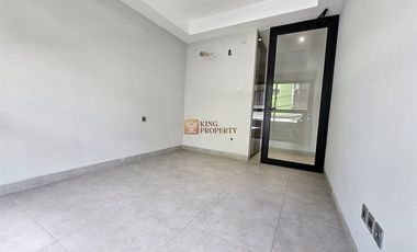 Minimalis Modern Jual Rumah 2,5 Lt Unfurnished Dengan 3 Kamar Tidur Strategis Dekat Pasar Grogol, Central Park Mall Rumah di Kavling Polri Jelambar