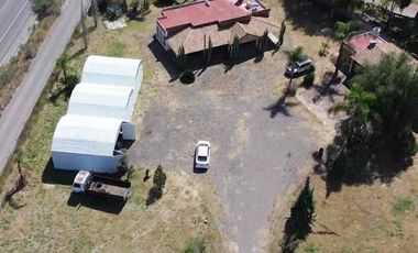 HERMOSO RANCHO SOBRE LIBRAMIENTO SUR DE AGUASCALIENTES