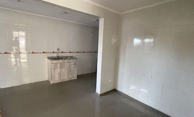 VENDO CASA 4D Y 2B BARRIO LAS CASAS DEL SENDERO QUILICURA