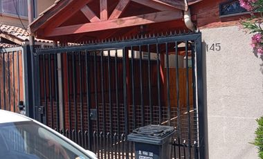 CASA EN PASAJE CONDOMINIO CERRADO