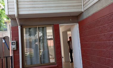 CASA EN PASAJE CONDOMINIO CERRADO