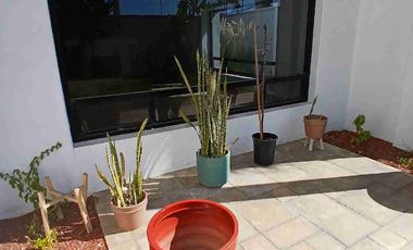 Se renta amplia casa de 4 recamaras