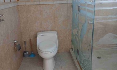 Se renta amplia casa de 4 recamaras