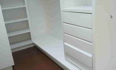 Se renta amplia casa de 4 recamaras