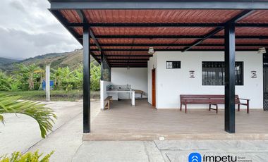 Se vende amplio terreno con dos casas en Landangui-Malacatos