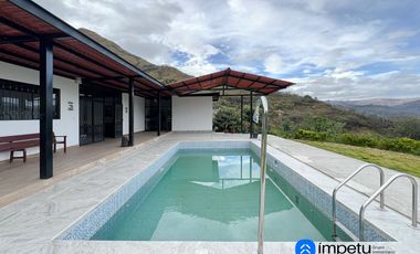 Se vende amplio terreno con dos casas en Landangui-Malacatos