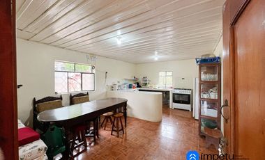 Se vende amplio terreno con dos casas en Landangui-Malacatos