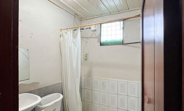 Se vende amplio terreno con dos casas en Landangui-Malacatos