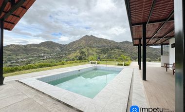 Se vende amplio terreno con dos casas en Landangui-Malacatos