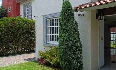 Se vende casa en fraccionamiento Villas del campo, Calimaya, Estado De México