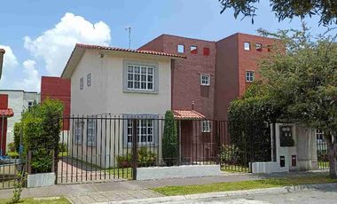 Se vende casa en fraccionamiento Villas del campo, Calimaya, Estado De México