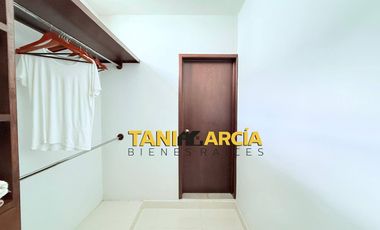 Vendo Bonita y cómoda Casa con recámara en planta baja en Fortín, Fraccionamiento Privado.