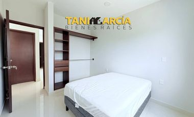 Vendo Bonita y cómoda Casa con recámara en planta baja en Fortín, Fraccionamiento Privado.