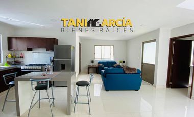Vendo Bonita y cómoda Casa con recámara en planta baja en Fortín, Fraccionamiento Privado.