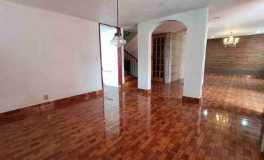 Se vende casa en zona de Toluca, Colonia Juarez, Estado De México