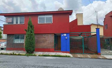 Se vende casa en zona de Toluca, Colonia Juarez, Estado De México