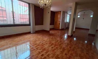 Se vende casa en zona de Toluca, Colonia Juarez, Estado De México