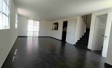 Se vende casa en residencial Villas del campo, Calimaya, Estado De México