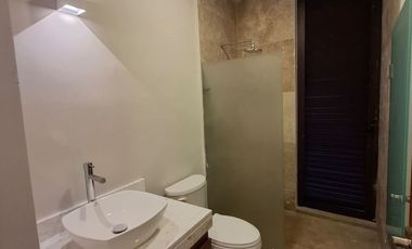 CASA EN VENTA EN NORTEMERIDA FRACCIONAMIENTO.  BUEN PRECIO. EXCELENTE UBICACIÓN