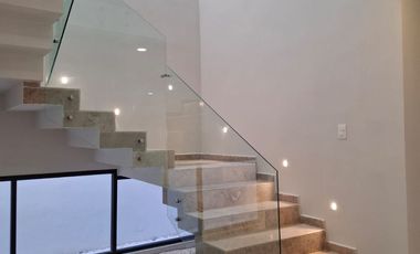 CASA EN VENTA EN NORTEMERIDA FRACCIONAMIENTO.  BUEN PRECIO. EXCELENTE UBICACIÓN