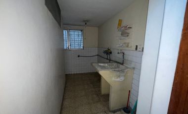 Se alquila departamento de 4 Habitaciones, Edificio Silco, Ceibos.(AR)