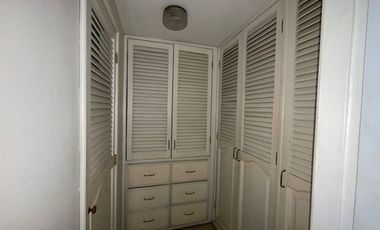 Se alquila departamento de 4 Habitaciones, Edificio Silco, Ceibos.(AR)