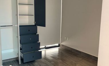 CASA DE UNA PLANTA EN RENTA MAYORAZGO RESIDENCIAL LEON GTO A POCOS MINUTOS DEL BLV. AEROPUERTO