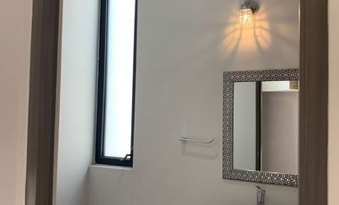 CASA DE UNA PLANTA EN RENTA MAYORAZGO RESIDENCIAL LEON GTO A POCOS MINUTOS DEL BLV. AEROPUERTO