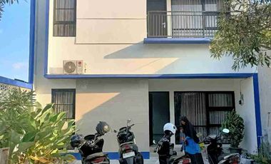 Rumah cantik mininalis furnish dlm komplek imogiri barat