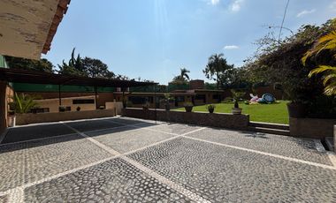 PROPIEDAD CON POTENCIAL MULTIFUNCIONAL EN CUERNAVACA