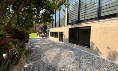 PROPIEDAD CON POTENCIAL MULTIFUNCIONAL EN CUERNAVACA