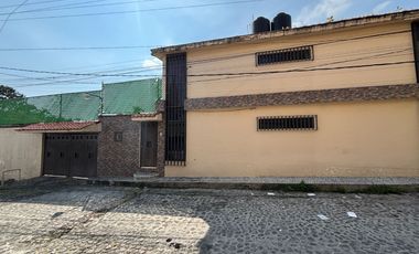 PROPIEDAD CON POTENCIAL MULTIFUNCIONAL EN CUERNAVACA