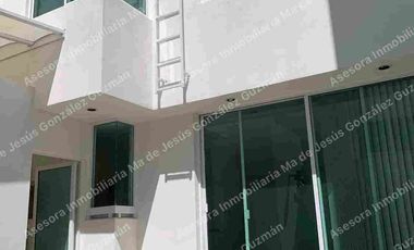 Rento casa en fraccionamiento privado cerca de la Ibero León Guanajuato