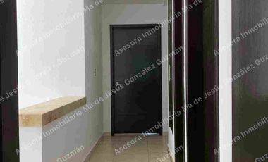 Rento casa en fraccionamiento privado cerca de la Ibero León Guanajuato